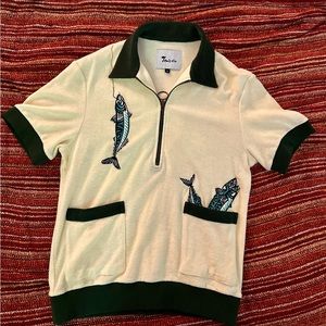 Tombolo Unisex Fish Shirt Size (S) - such a fun shirt for the summer 🌈✨🌺🍊☀️